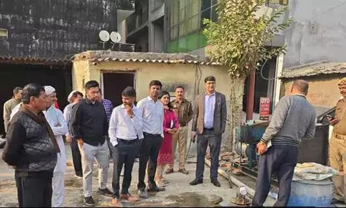 Noida: अवैध भूजल दोहन पर अधिकारियों की कार्रवाई