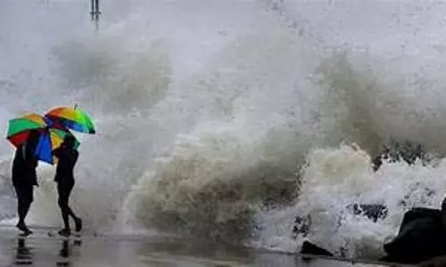 Cyclone Fengal:चेन्नई में बारिश के बीच सीएमआरएल ने सुरक्षा सलाह जारी की
