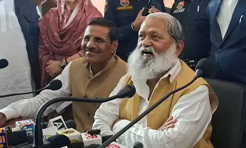 Haryana : सिरसा में जनता दरबार में विज ने कहा