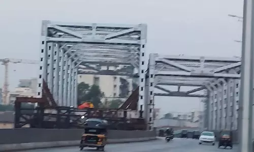 मुंबई गोखले ब्रिज का काम अंतिम चरण में, अप्रैल तक यातायात शुरू करने का लक्ष्य