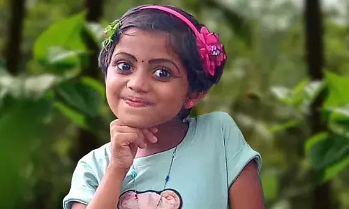 Kerala : पलक्कड़ में सड़क पार करते समय छह वर्षीय बच्चे की मौत Kerala : पलक्कड़ में सड़क पार करते समय छह वर्षीय बच्चे की मौत