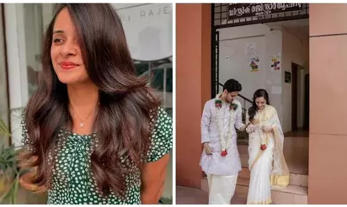 Anju Joseph ने की दोबारा शादी: रजिस्टर ऑफिस के सामने प्रेमिका के साथ पहुंचे Anju Joseph ने की दोबारा शादी: रजिस्टर ऑफिस के सामने प्रेमिका के साथ पहुंचे