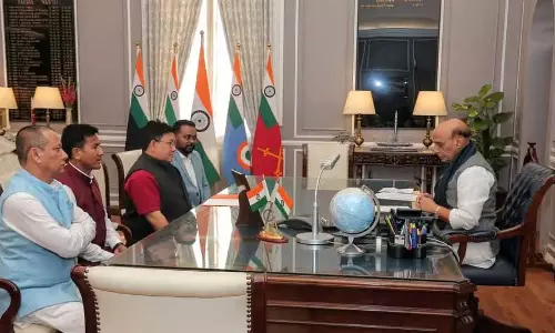 Assam : बीटीआर नेताओं ने विशेष प्रादेशिक सेना बटालियन के गठन का प्रस्ताव रखा Assam : बीटीआर नेताओं ने विशेष प्रादेशिक सेना बटालियन के गठन का प्रस्ताव रखा