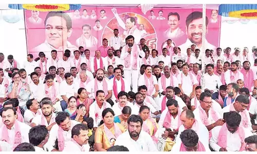 Telangana : टी राज्य हासिल करने में केसीआर की भूमिका सराहनीय Telangana : टी राज्य हासिल करने में केसीआर की भूमिका सराहनीय