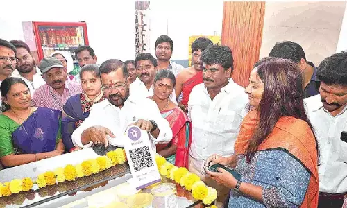 Telangana : टीजी सरकार महिला सशक्तिकरण के लिए प्रतिबद्ध Telangana : टीजी सरकार महिला सशक्तिकरण के लिए प्रतिबद्ध