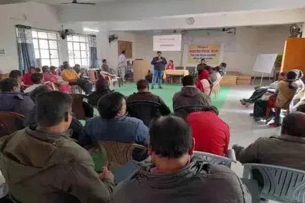 Lohardaga: झारखंड शिक्षा परियोजना का प्रशिक्षण कार्यक्रम संपन्न