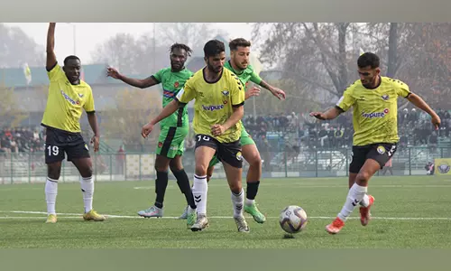 I-League 2024-25: गोकुलम केरल एफसी ने सिटी ऑफ लेक्स से एक अंक हासिल किया I-League 2024-25: गोकुलम केरल एफसी ने सिटी ऑफ लेक्स से एक अंक हासिल किया