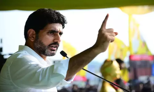 Lokesh ने सभी को 7 दिसंबर को होने वाले अभिभावक-शिक्षक मेगा मीट में आमंत्रित किया Lokesh ने सभी को 7 दिसंबर को होने वाले अभिभावक-शिक्षक मेगा मीट में आमंत्रित किया