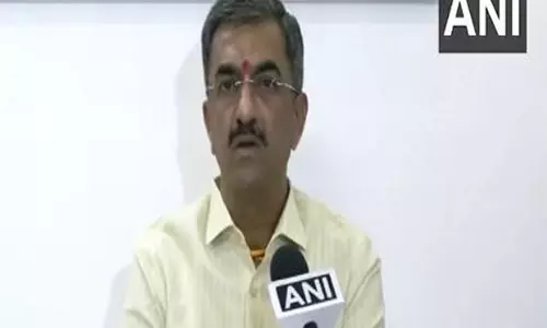 तीनों नेता राज्य मंत्रिमंडल और विभागों का फॉर्मूला तय करेंगे: Shiv Sena नेता शंभूराज देसाई