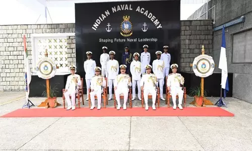 Kannur: भारतीय नौसेना अकादमी से 239 प्रशिक्षु स्नातक हुए