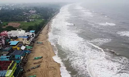 Cyclone फेंगल जल्द ही दस्तक देगा: तमिलनाडु, पुडुचेरी अलर्ट पर Cyclone फेंगल जल्द ही दस्तक देगा: तमिलनाडु, पुडुचेरी अलर्ट पर