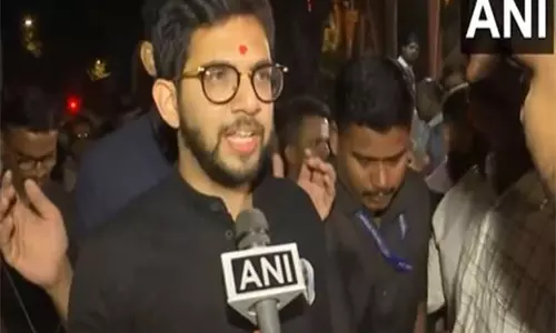 UBT सेना के आदित्य ठाकरे ने महाराष्ट्र के भावी CM को बधाई दी, प्रक्रिया में देरी पर सवाल उठाए