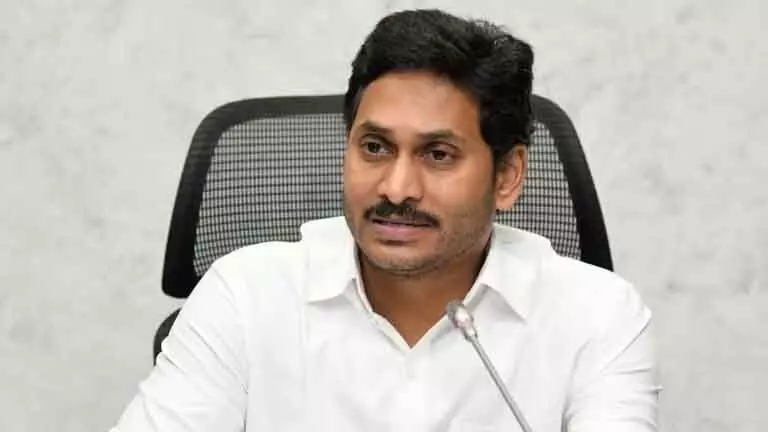 YSRCP अध्यक्ष YS जगन ने अपमानजनक रिपोर्ट के लिए दो दैनिक अखबारों को नोटिस जारी किया