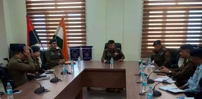 IGP ट्रैफिक J&K ने जम्मू शहर में यातायात प्रबंधन पर समीक्षा बैठक की