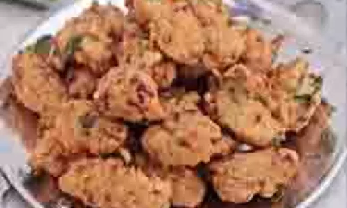 Breakfast:  नाश्ते में झटपट बना लें हरी मूंग के कुरकुरे पकोड़े