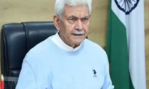 जम्मू-कश्मीर में पुलिस कांस्टेबल परीक्षा से पहले उपराज्यपाल ने की समीक्षा बैठक