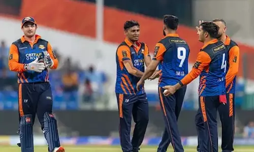 Abu Dhabi T10 मॉरिसविले सैम्प आर्मी ने जीत का सिलसिला जारी रखा Abu Dhabi T10 मॉरिसविले सैम्प आर्मी ने जीत का सिलसिला जारी रखा