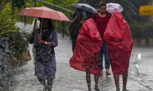 फेंगल के तट से गुजरने के बाद भी, आंधी थमने का नाम नहीं.. कुड्डालोर में बारिश