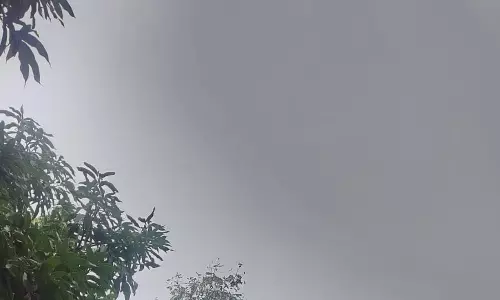फेंगन तूफान के चलते छत्तीसगढ़ में छाए है बादल फेंगन तूफान के चलते छत्तीसगढ़ में छाए है बादल