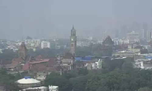 Mumbai में आज का मौसम: साफ आसमान, ताज़ी हवाएं और मध्यम AQI