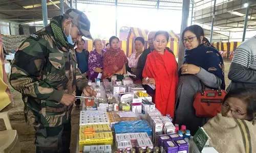 Indian Army ने मणिपुर में चिकित्सा शिविर आयोजित किए, जिससे 800 से अधिक लोगों को लाभ मिला Indian Army ने मणिपुर में चिकित्सा शिविर आयोजित किए, जिससे 800 से अधिक लोगों को लाभ मिला
