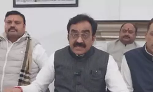 पीडब्ल्यूडी मंत्री राकेश सिंह ने बांग्लादेश में हिंदुओं पर हो रहे अत्याचार को बताया दुर्भाग्यपूर्ण, कांग्रेस पर साधा निशाना पीडब्ल्यूडी मंत्री राकेश सिंह ने बांग्लादेश में हिंदुओं पर हो रहे अत्याचार को बताया दुर्भाग्यपूर्ण, कांग्रेस पर साधा निशाना