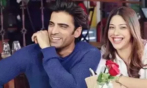 Mohit Malik ने पत्नी अदिति को दिया सरप्राइज Mohit Malik ने पत्नी अदिति को दिया सरप्राइज