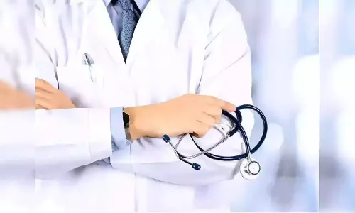 मरीजों को देखने आए थे डॉक्टर, ऐसे चली गई जान