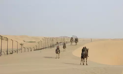 पीएम मोदी समेत तमाम नेताओं ने सीमा सुरक्षा बल स्थापना दिवस की दी शुभकामनाएं पीएम मोदी समेत तमाम नेताओं ने सीमा सुरक्षा बल स्थापना दिवस की दी शुभकामनाएं