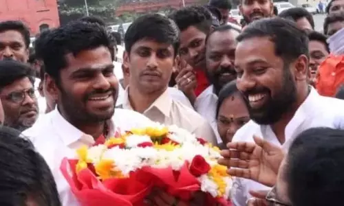 Annamalai: लंदन से पढ़ाई पूरी कर आज लौटे चेन्नई.. बीजेपी उत्साहित Annamalai: लंदन से पढ़ाई पूरी कर आज लौटे चेन्नई.. बीजेपी उत्साहित