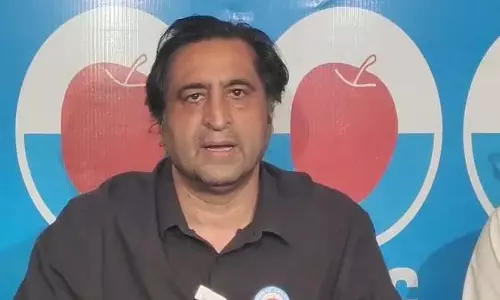 सीएम ने भाजपा के सामने आत्मसमर्पण कर दिया है: Sajad Lone