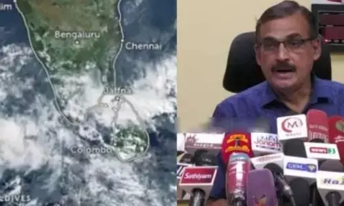 किनारा पार करने के बाद भी.. फेंगल दिखा रहा प्रदर्शन: 3 घंटे तक एक ही जगह पर किनारा पार करने के बाद भी.. फेंगल दिखा रहा प्रदर्शन: 3 घंटे तक एक ही जगह पर