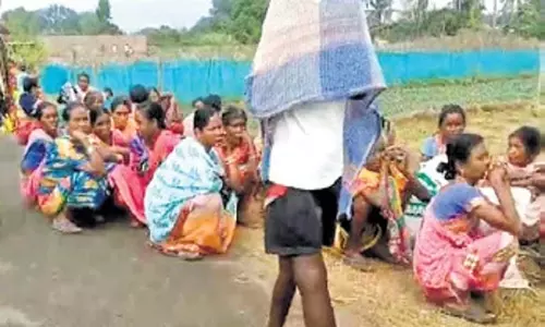 Odisha: माता-पिता द्वारा झोलाछाप डॉक्टर से इलाज कराने के बाद नौ वर्षीय बच्ची की मौत Odisha: माता-पिता द्वारा झोलाछाप डॉक्टर से इलाज कराने के बाद नौ वर्षीय बच्ची की मौत