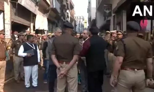 संभल मामले में न्यायिक जांच शुरू, हिंसा स्थल पहुंची टीम