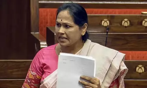Minister करंदलाजे ने कर्नाटक सरकार पर छिपाने का आरोप लगाया Minister करंदलाजे ने कर्नाटक सरकार पर छिपाने का आरोप लगाया
