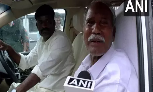चक्रवात फेंगल के कारण पुडुचेरी में 30 वर्षों में सबसे अधिक वर्षा हुई, Chennai में लोकल ट्रेन सेवाएं फिर से शुरू