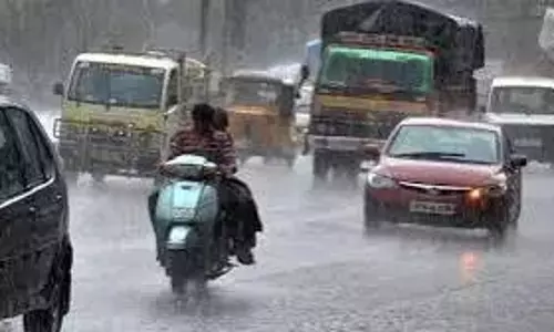 चक्रवात फेंगल के कारण Andhra Pradesh में भारी बारिश हुई चक्रवात फेंगल के कारण Andhra Pradesh में भारी बारिश हुई
