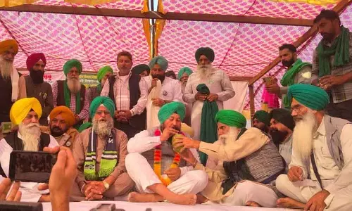 Khanauri में किसान नेता हरदो ने भूख हड़ताल समाप्त की