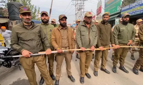 Jammu: कांस्टेबल पद के अभ्यर्थियों ने आयु सीमा में छूट की मांग को लेकर किया प्रदर्शन