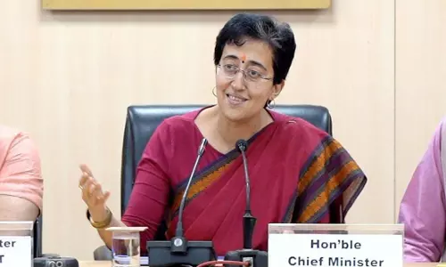 Chief Minister आतिशी ने दिल्ली में महिला सुरक्षा के लिए बस मार्शलों की फिर से नियुक्ति के लिए एलजी को लिखा पत्र