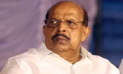 Kerala : वेणुगोपाल ने अलप्पुझा में जी सुधाकरन से मुलाकात की Kerala : वेणुगोपाल ने अलप्पुझा में जी सुधाकरन से मुलाकात की