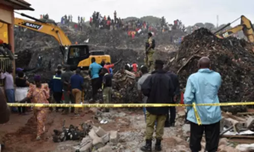 Uganda ने भूस्खलन में 20 लोगों की मौत और 100 लोगों के लापता होने के बाद लोगों को निकालने का आग्रह किया