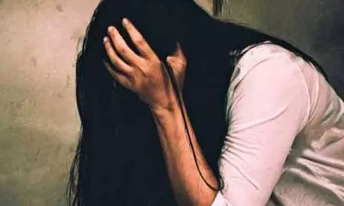 नाबालिग बच्चियों से यौन शोषण, विभाग में हड़कंप, हुआ ये एक्शन नाबालिग बच्चियों से यौन शोषण, विभाग में हड़कंप, हुआ ये एक्शन