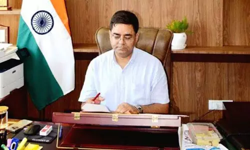 DC ने मॉडल पंचायतों की विकास गतिविधियों की समीक्षा की DC ने मॉडल पंचायतों की विकास गतिविधियों की समीक्षा की