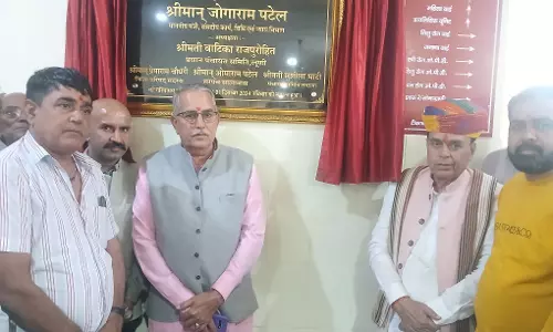 Jaipur: संसदीय कार्य मंत्री ने सालावास उप जिला अस्पताल में 42 लाख रुपए की लागत