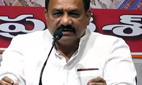TPCC प्रमुख ने नेताओं की सेवाओं को मान्यता देने का दिया आश्वासन TPCC प्रमुख ने नेताओं की सेवाओं को मान्यता देने का दिया आश्वासन