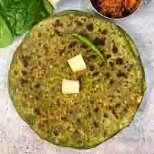 Recipe: पालक पनीर पराठे, प्रोटीन और आयरन से भरपूर