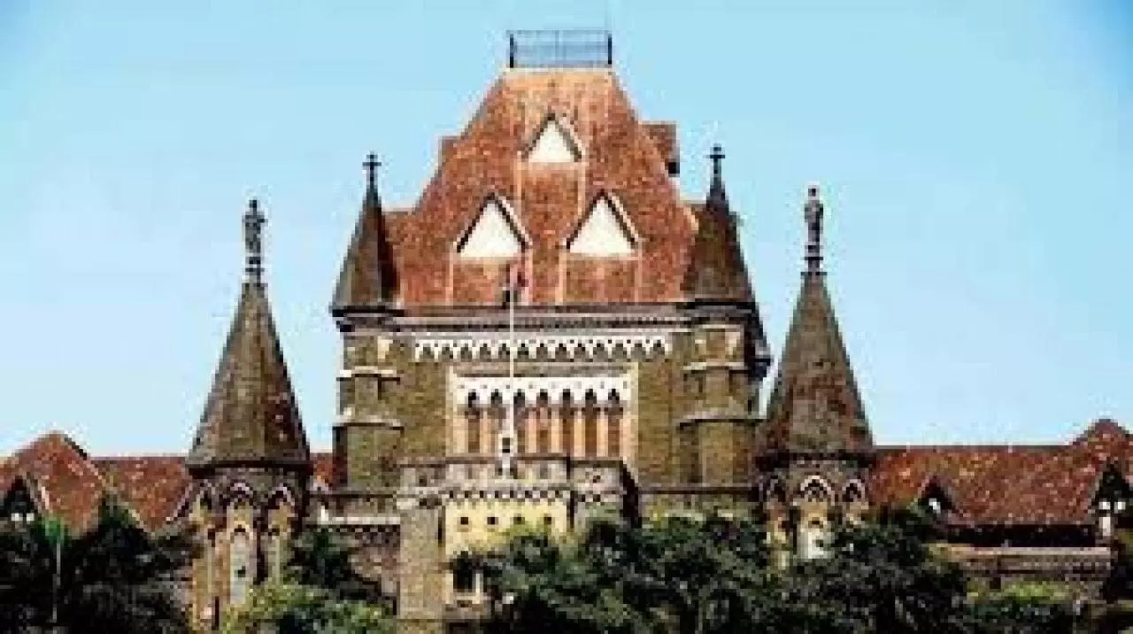 High court ने पुणे के रेस्तरां को बर्गर किंग नाम के इस्तेमाल पर अस्थायी रोक लगाई