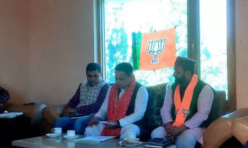 BJP ने कठुआ में सदस्यता अभियान की प्रगति की समीक्षा की BJP ने कठुआ में सदस्यता अभियान की प्रगति की समीक्षा की