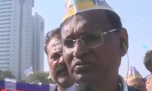 भाजपा के पास पूर्ण बहुमत होता तो संविधान बदल देते : उदित राज भाजपा के पास पूर्ण बहुमत होता तो संविधान बदल देते : उदित राज